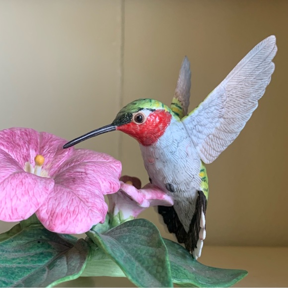 Garden Birds Series by Lenox  The Hummingbird Figurine. ESTATE piece. - Picture 12 of 13